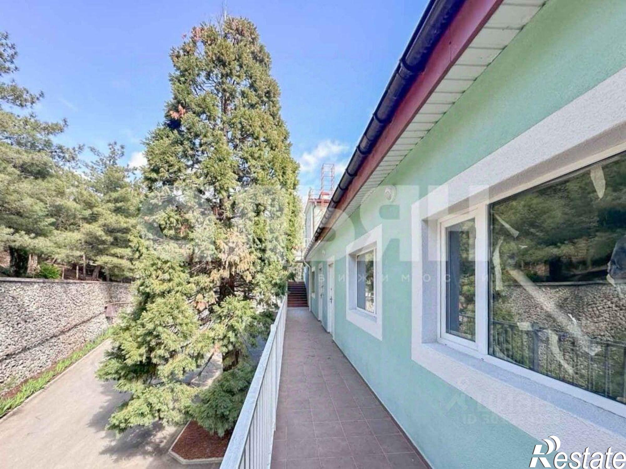 Купить квартиру за 7 228 000 рублей на пгт. Партенит, ул. Победы, л. 21