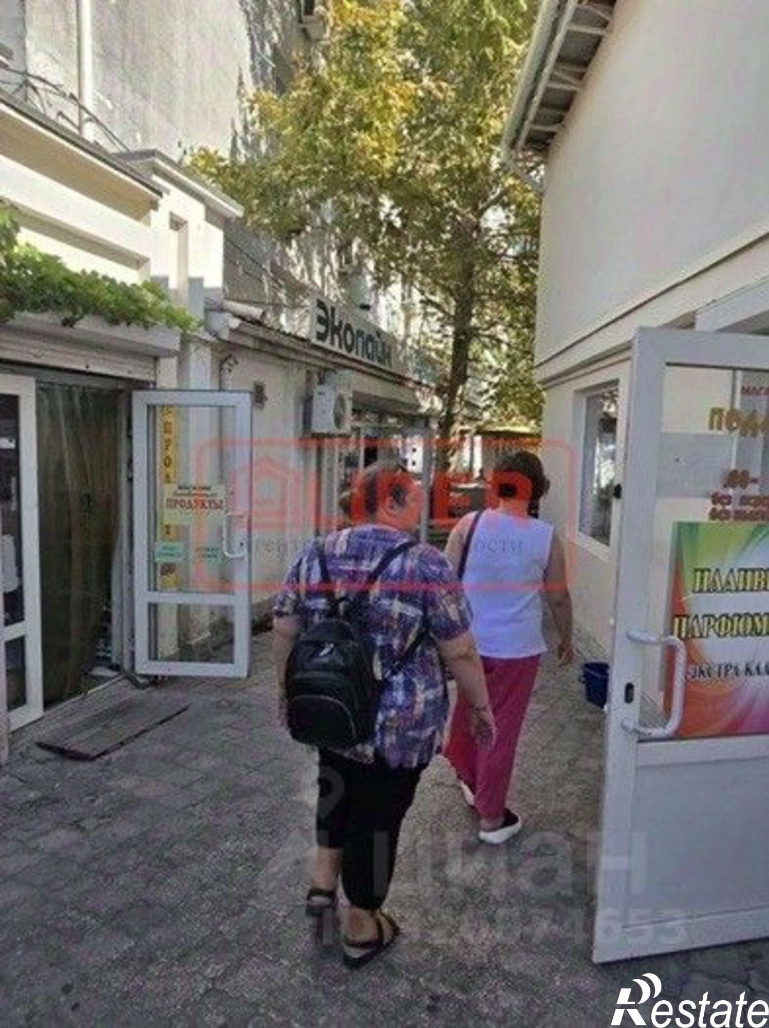 Купить торговое помещение за 100 000 рублей на проспект Героев Сталинграда, 46А