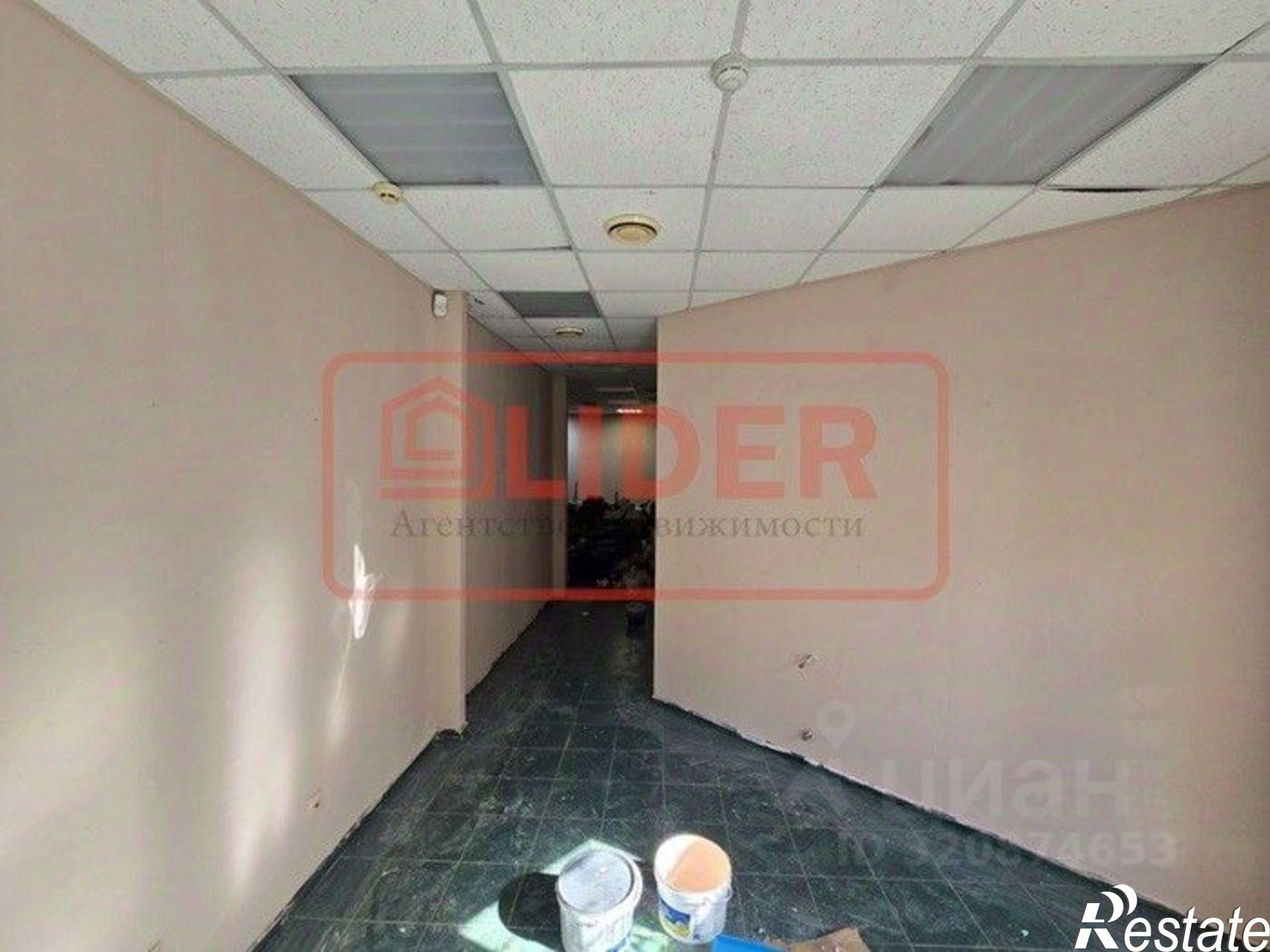 Купить торговое помещение за 100 000 рублей на проспект Героев Сталинграда, 46А