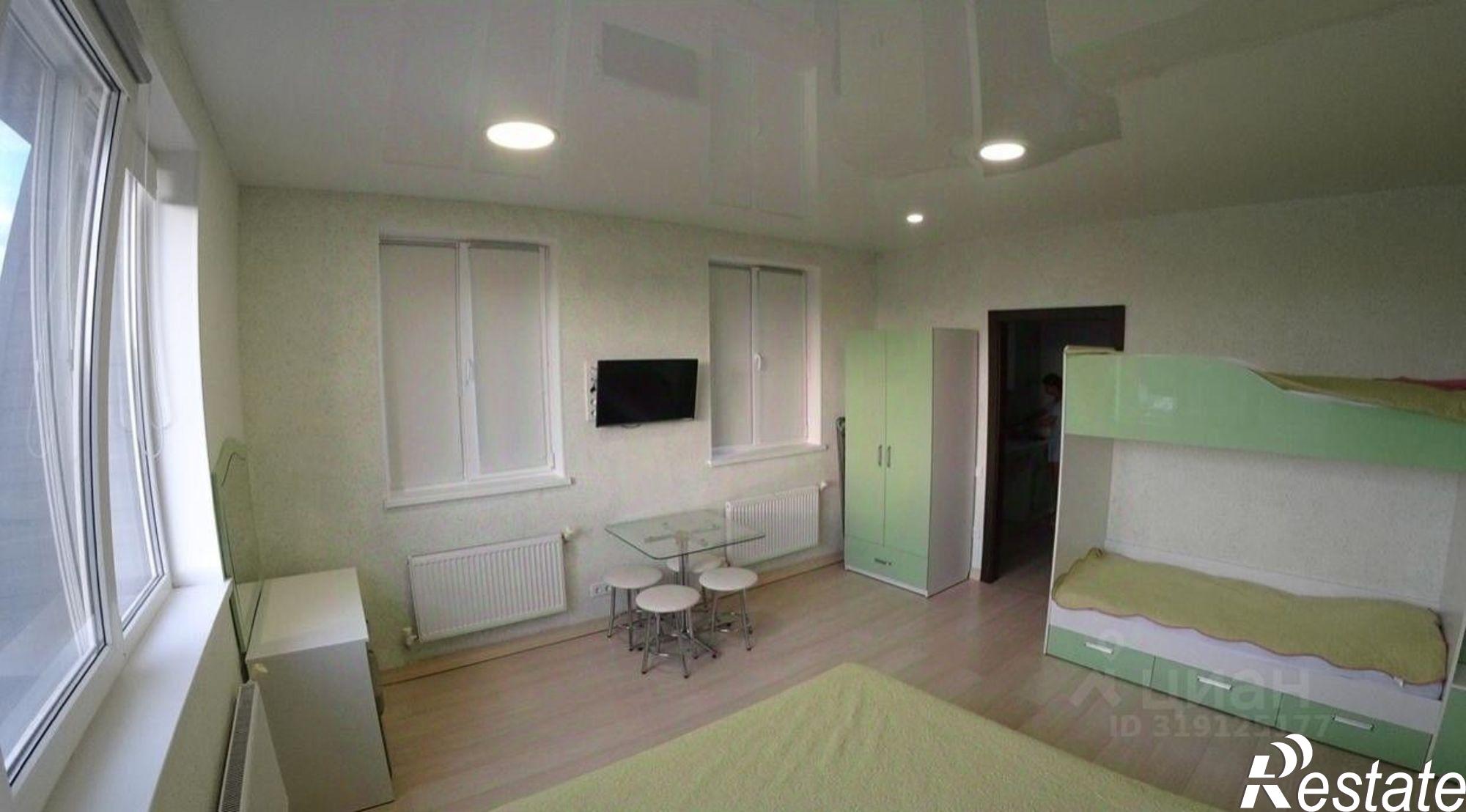 Купить квартиру за 17 000 000 рублей на Крым республика, улица Революции, 69