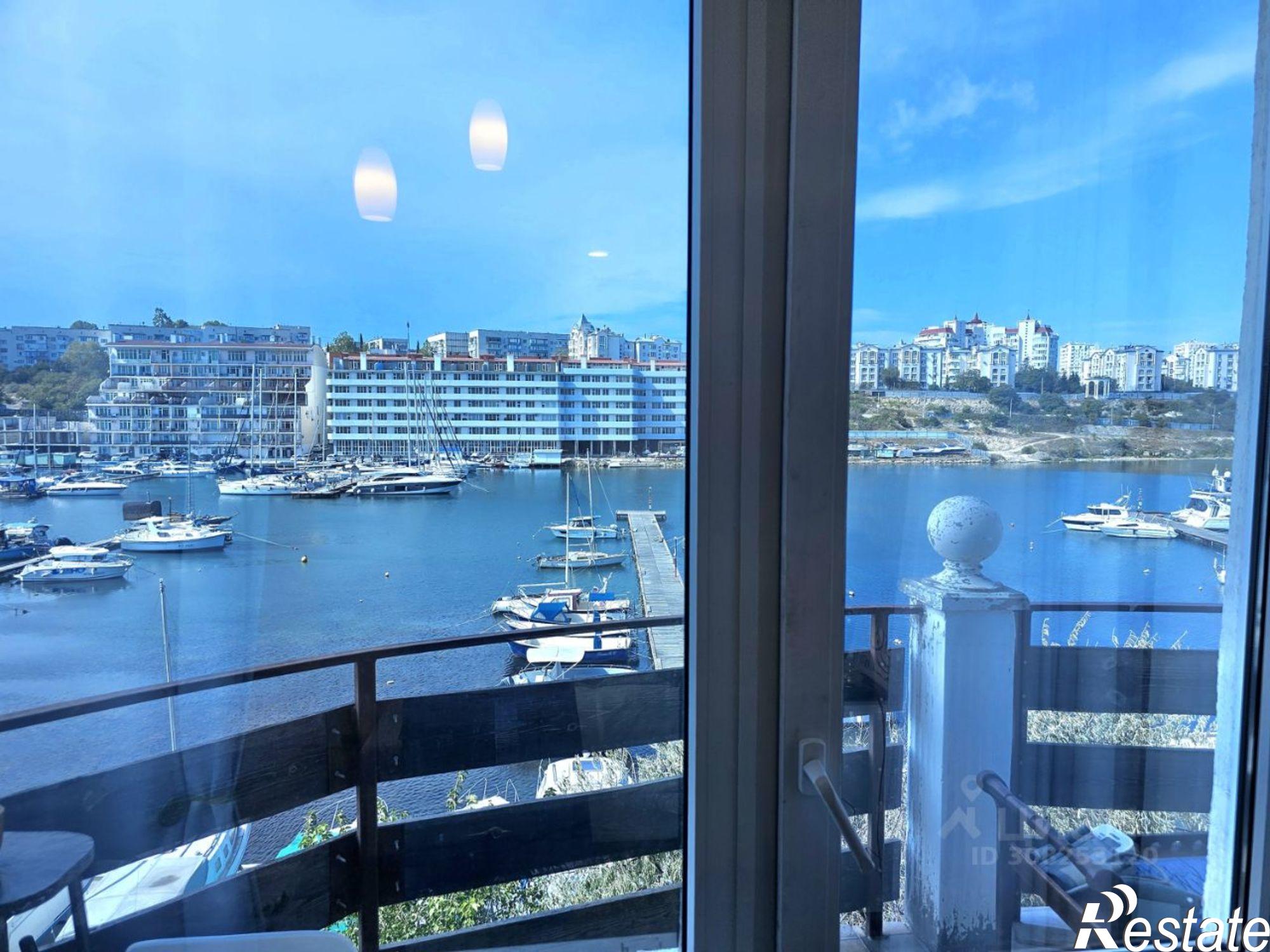 Купить квартиру за 7 500 000 рублей на Севастополь, улица Рыбацкий Причал, 6к5