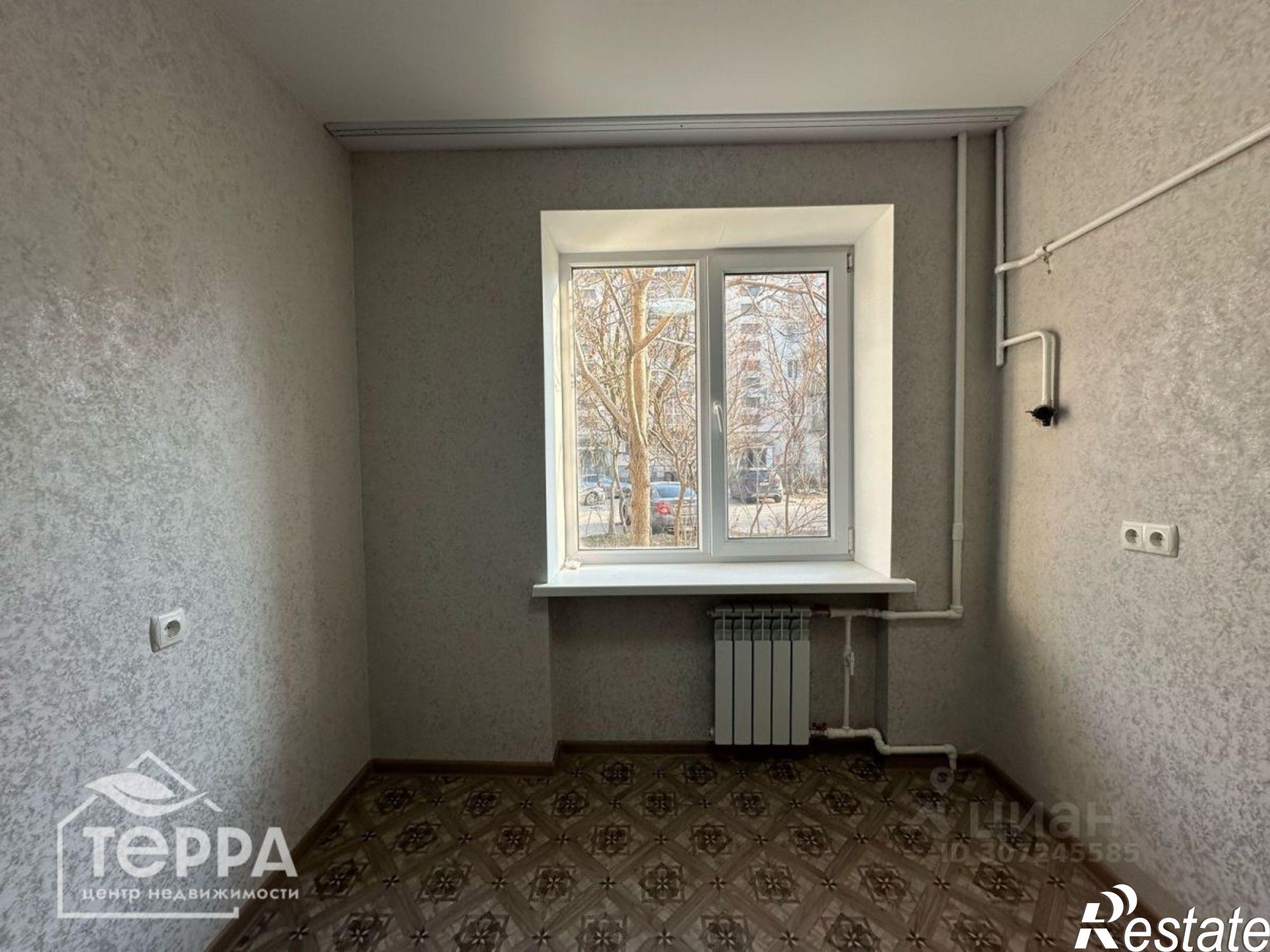 Купить квартиру за 5 870 000 рублей на Евпатория г., им.60-летия Октября ул., 24