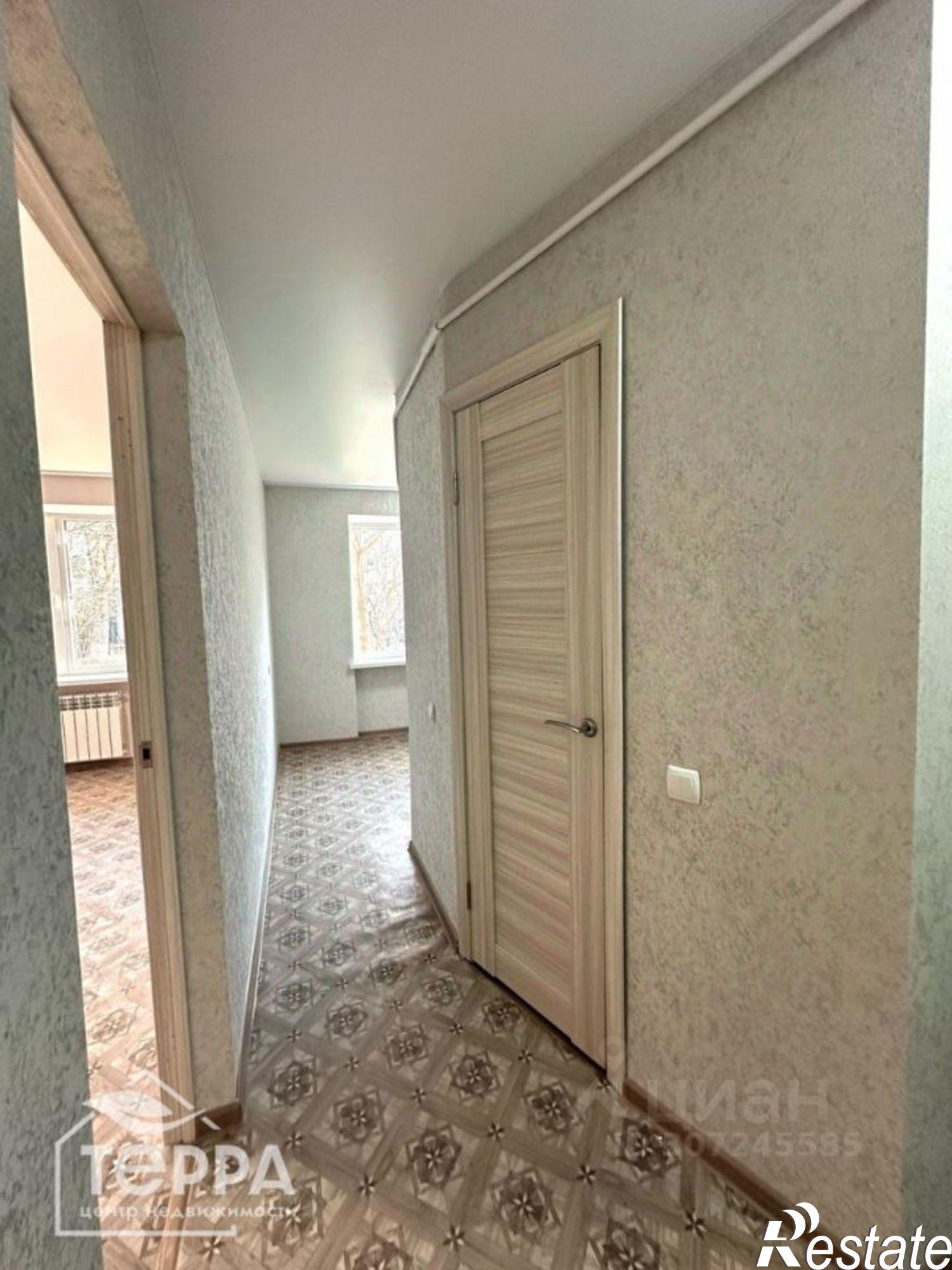 Купить квартиру за 5 870 000 рублей на Евпатория г., им.60-летия Октября ул., 24