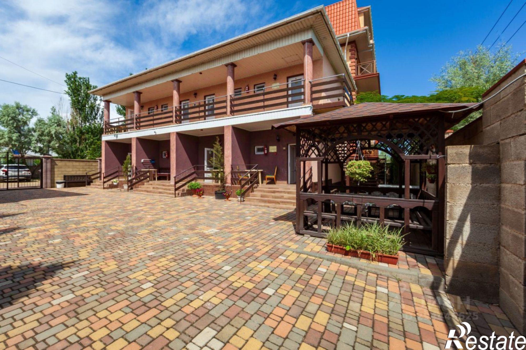 Купить ОСЗ, отдельно стоящее здание за 35 000 100 рублей на Морская улица