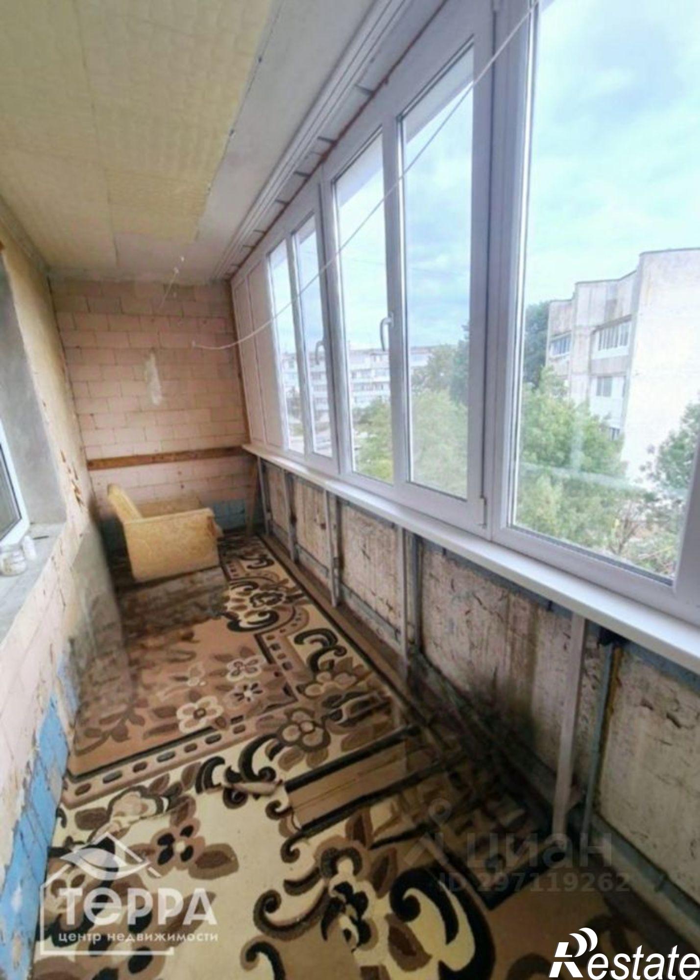 Купить квартиру за 10 500 000 рублей на Сакский район, Уютное  с., Кирова ул., 4