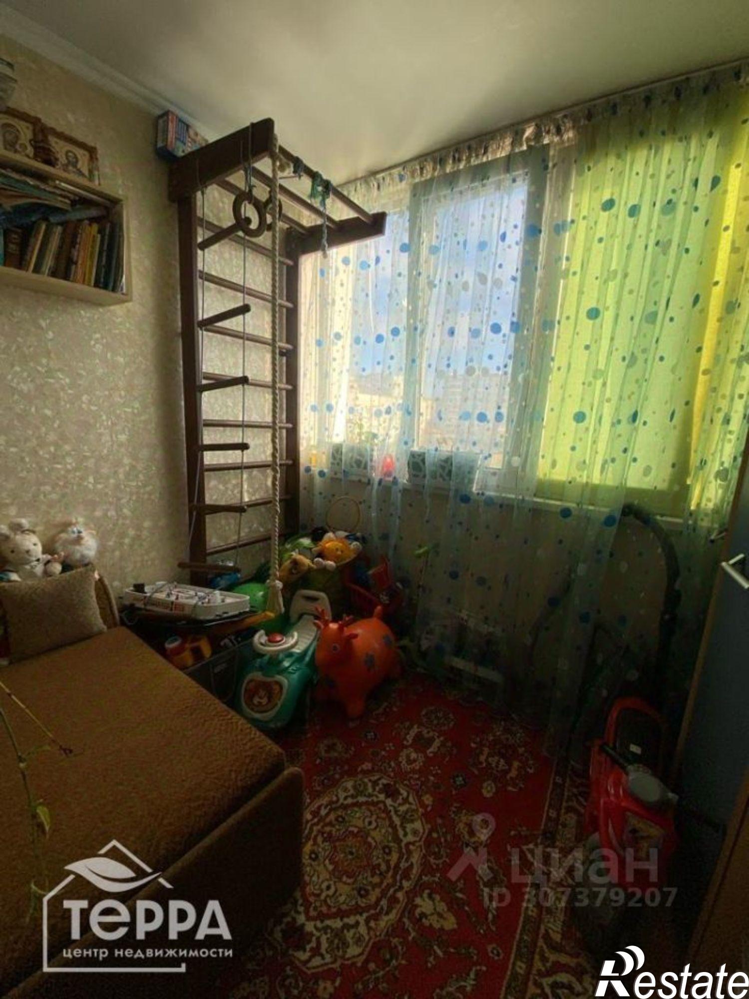 Купить квартиру за 12 500 000 рублей на Евпатория г., им.9-го Мая ул., 126