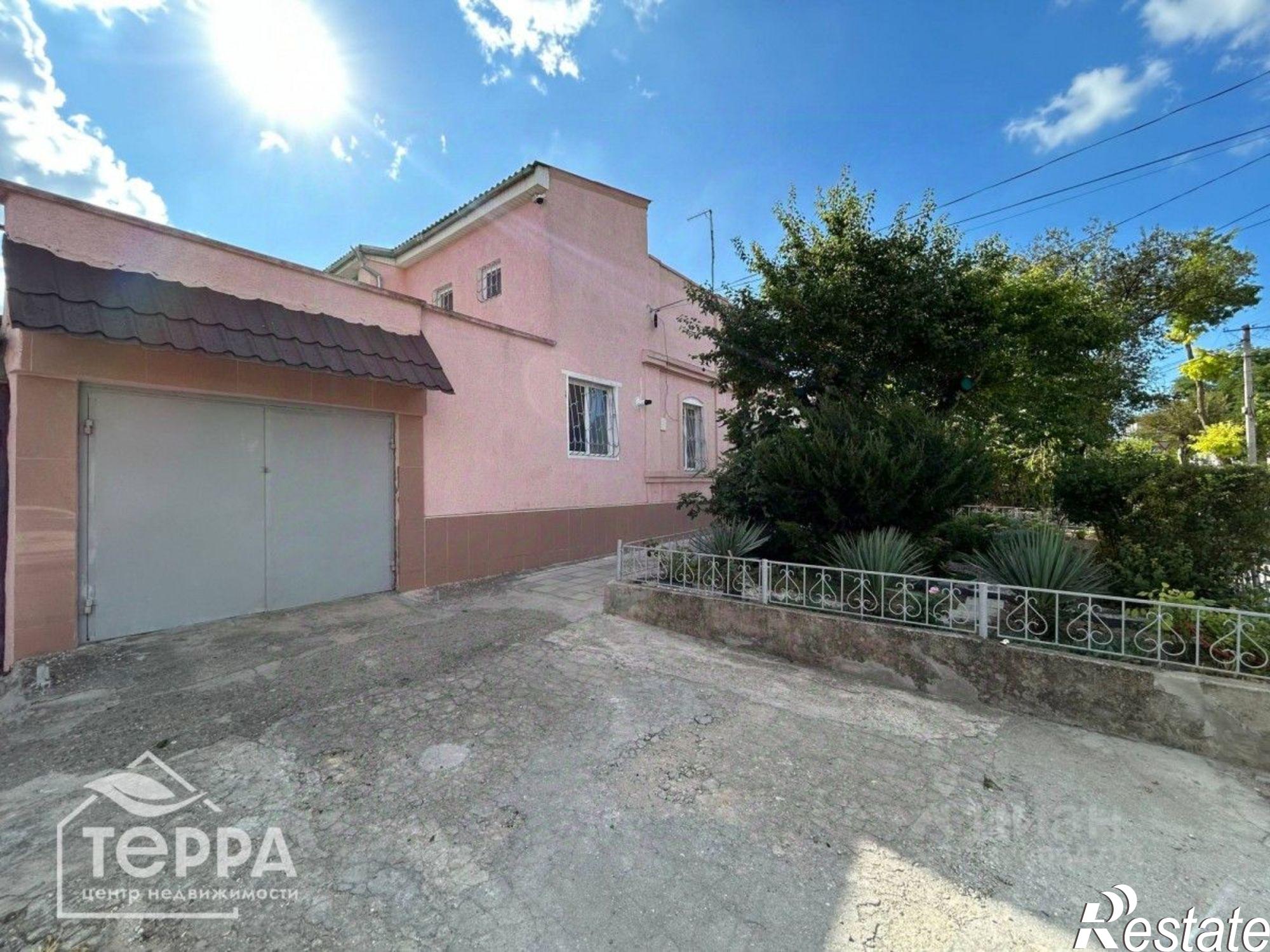 Купить квартиру за 16 000 000 рублей на Евпатория г., Толстого ул., 16