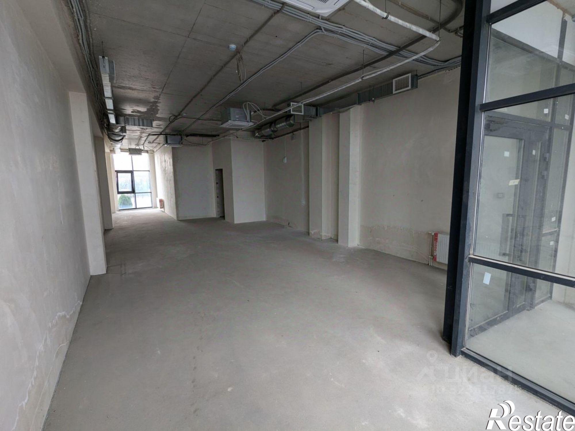 Купить торговое помещение за 23 535 200 рублей на улица Лётчиков, 10