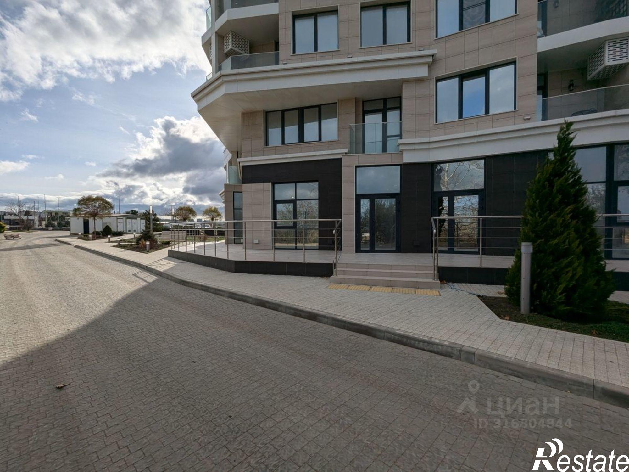 Купить офис, помещение под офис за 35 040 000 рублей на улица Лётчиков, 10