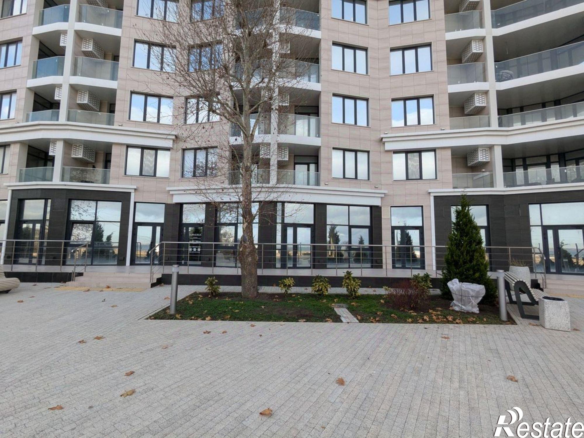 Купить торговое помещение за 27 846 500 рублей на улица Лётчиков, 10