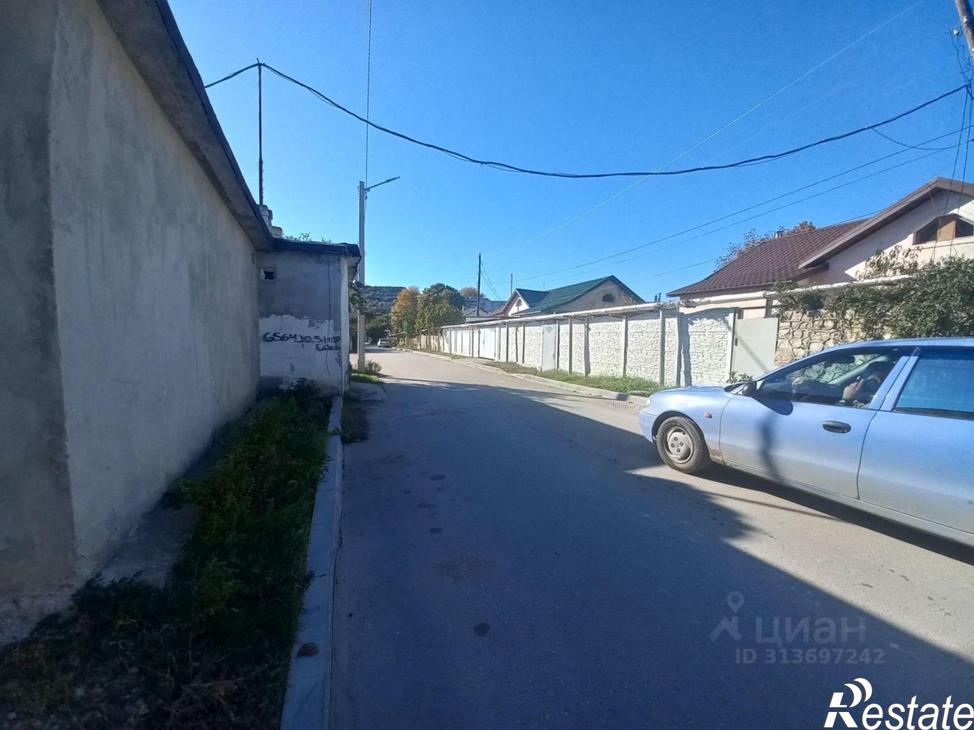 Купить гараж, место в паркинге за 1 550 010 рублей на Коммунальный переулок, 5