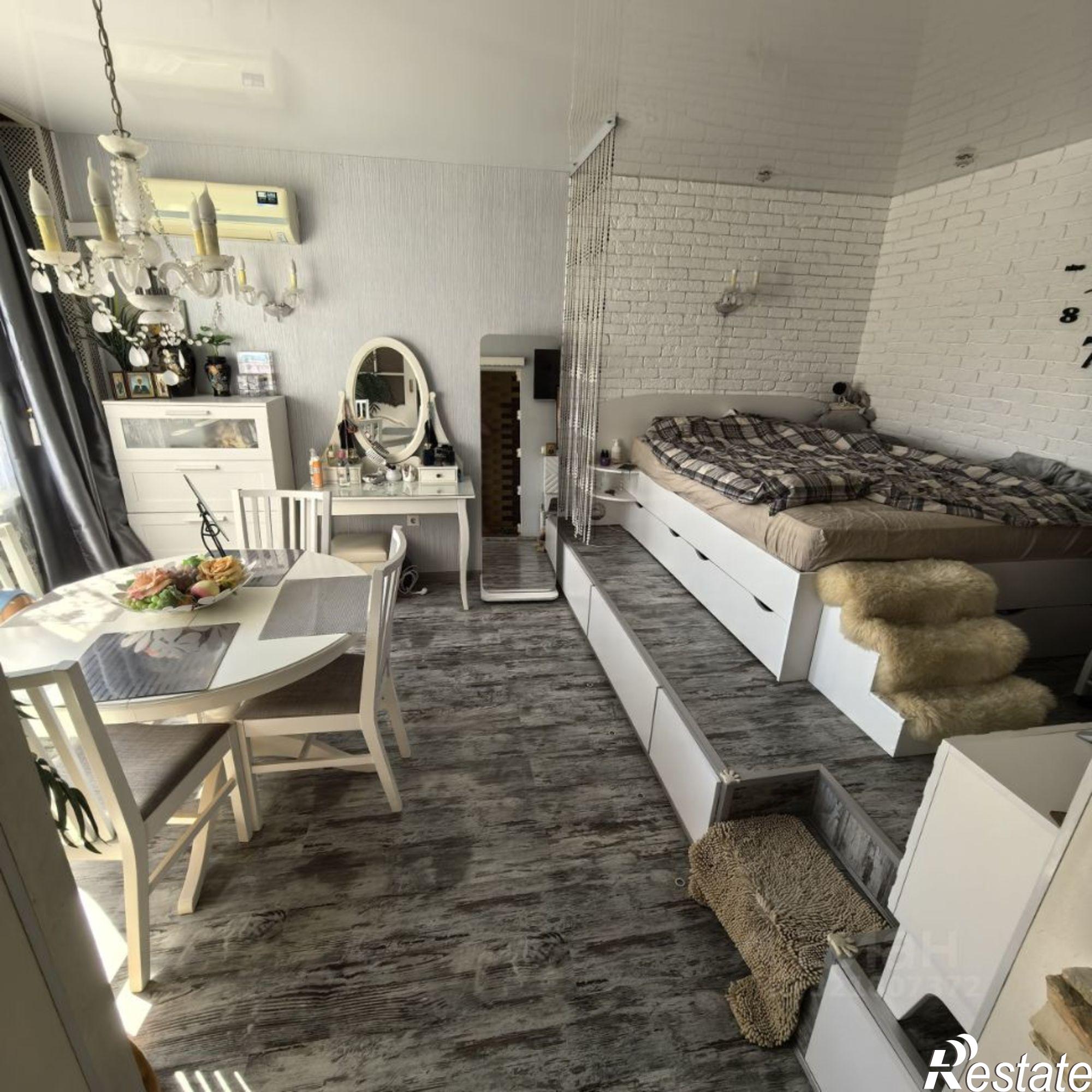 Купить квартиру за 4 900 000 рублей