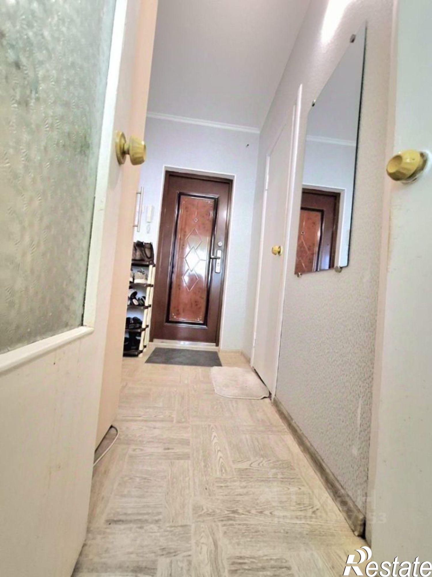 Купить квартиру за 5 550 000 рублей на Симферополь г, Бела Куна ул, 5а