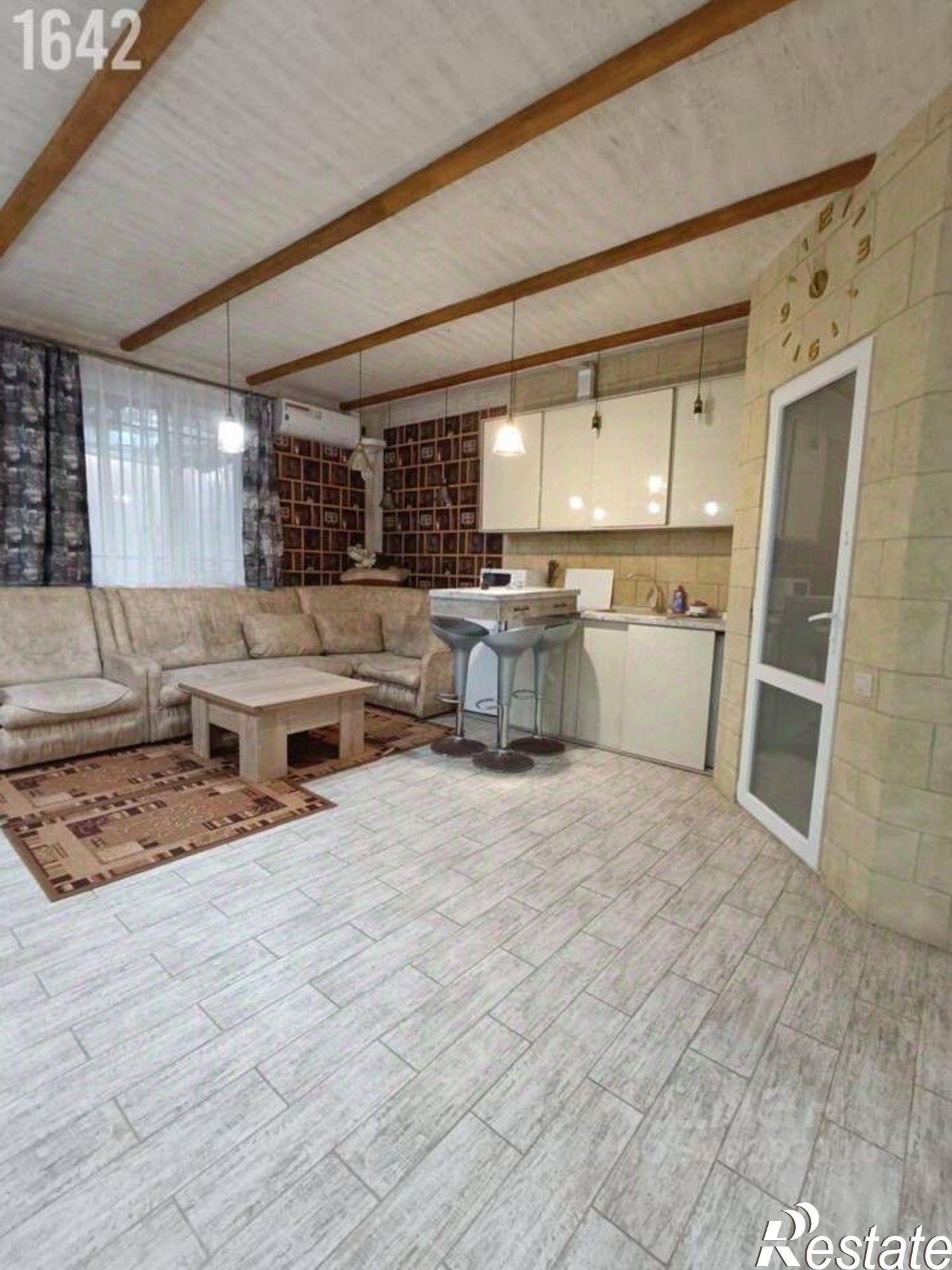 Купить квартиру за 4 000 000 рублей на Челюскинцев улица, 57/2