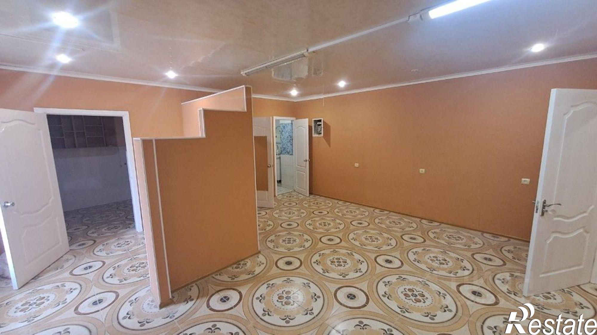 Купить офис, помещение под офис за 7 899 480 рублей на Симферополь г, Д.И.Ульянова ул, 7/2