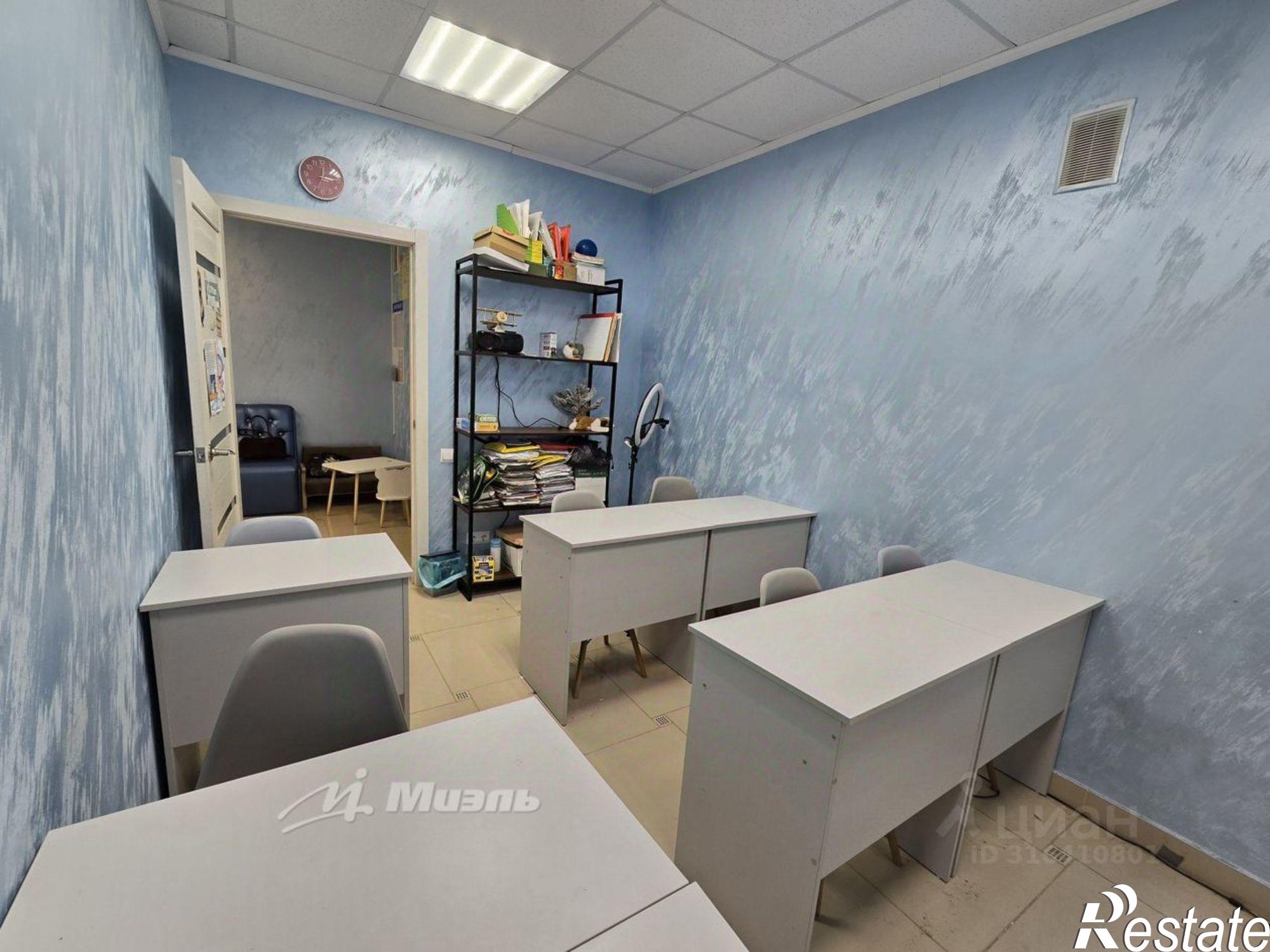 Купить офис, помещение под офис за 6 460 870 рублей на Античный проспект, 10