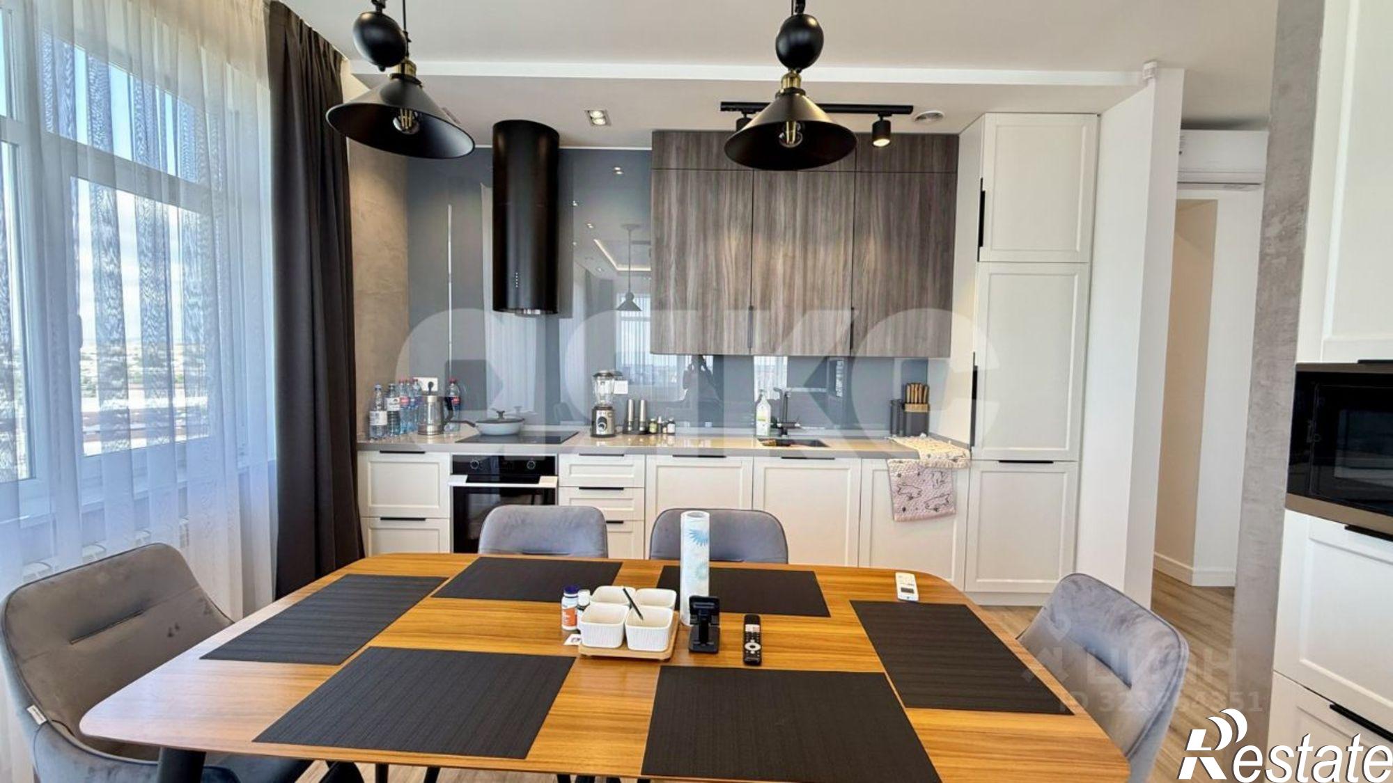 Купить квартиру за 22 000 000 рублей на Симферополь г., Центральный