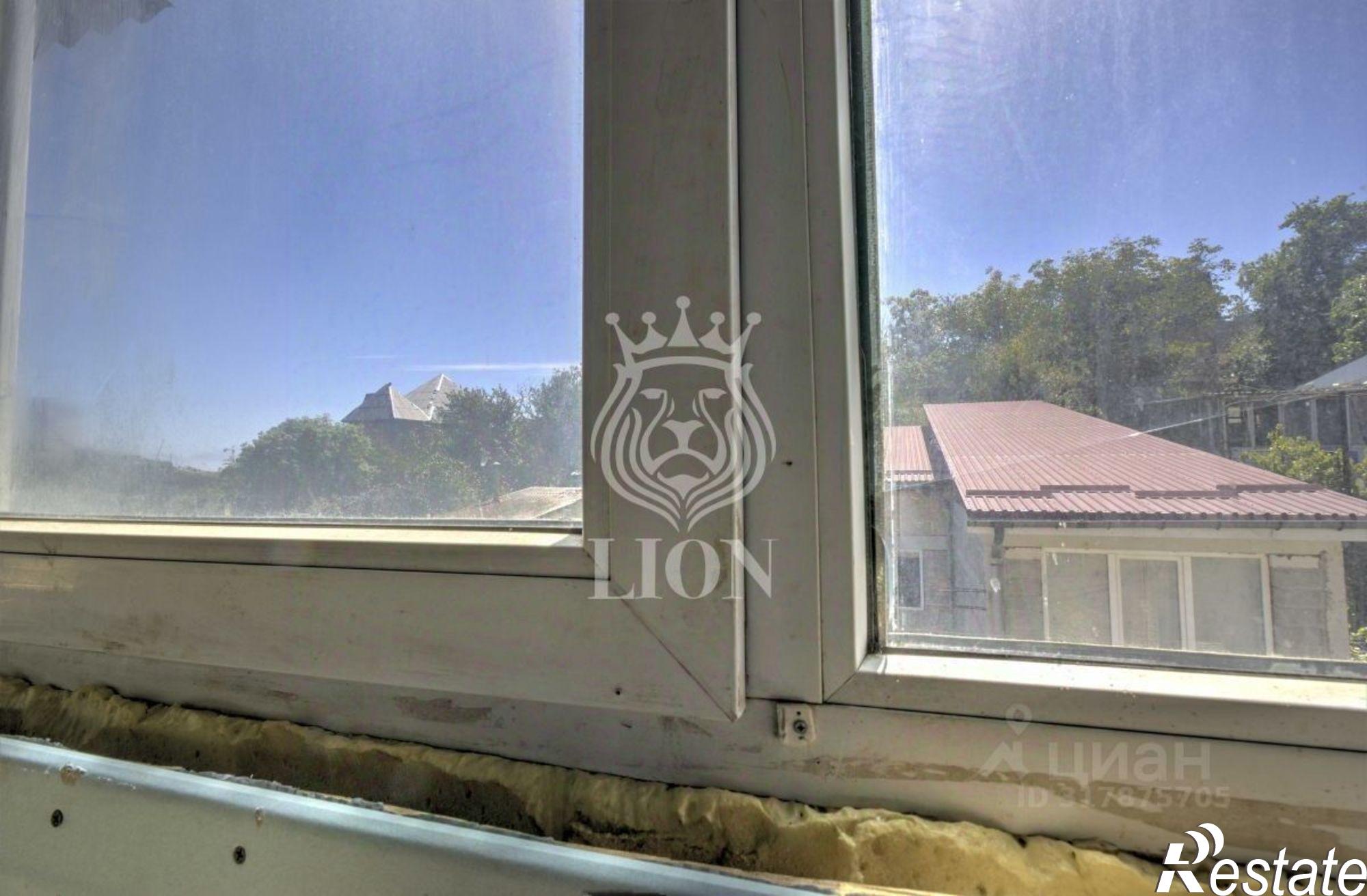 Купить гараж, место в паркинге за 2 880 020 рублей на Алушта, Судакская ул, 22