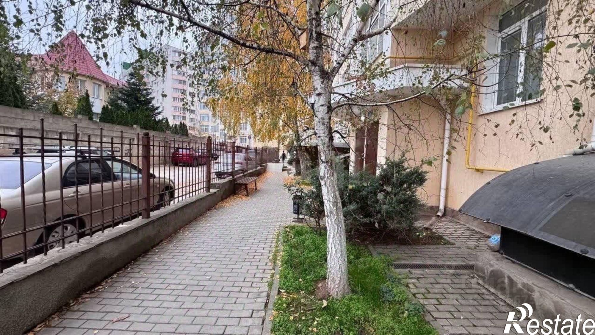 Купить торговое помещение за 14 800 100 рублей на городской округ Симферополь