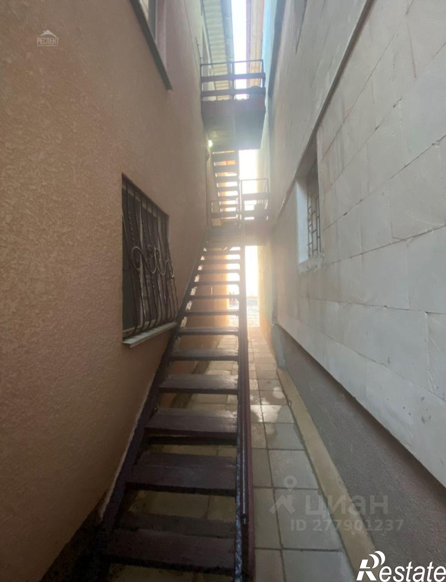 Купить ОСЗ, отдельно стоящее здание за 24 977 400 рублей на г Саки, ул Морская 4, сектор 15, 15