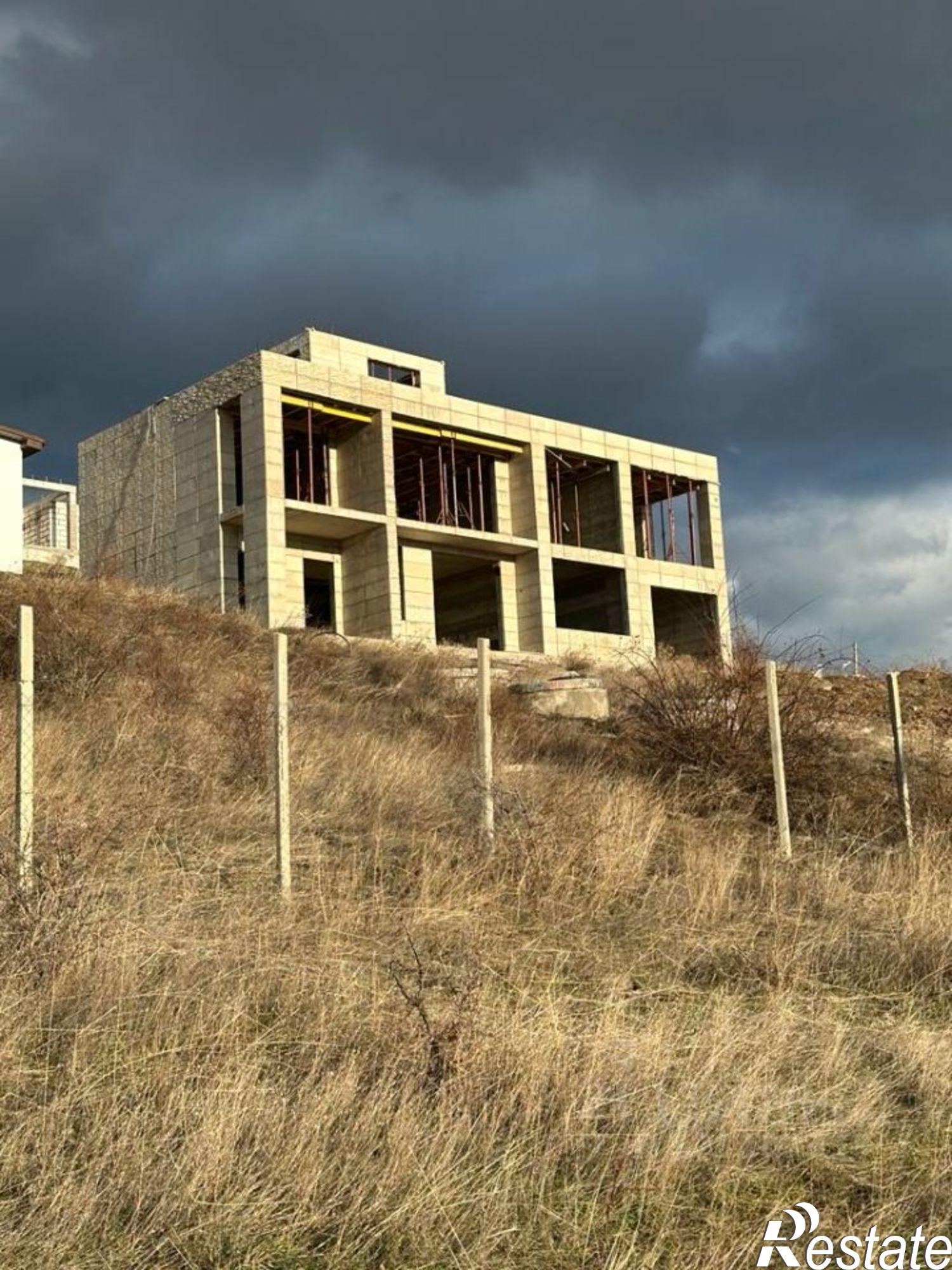 Купить дачу, дом, коттедж за 19 000 000 рублей на Совхозная улица