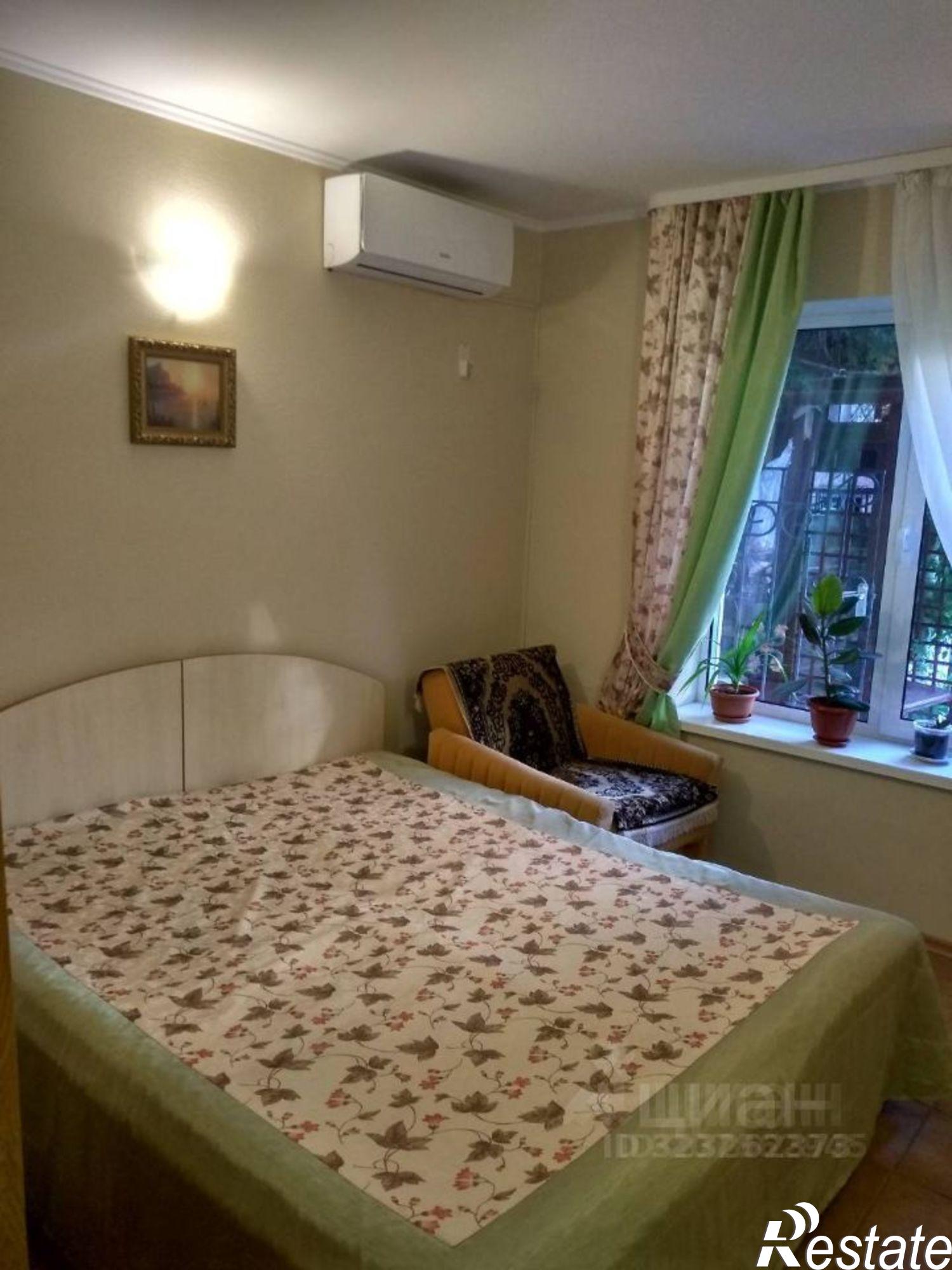 Купить дачу, дом, коттедж за 41 000 000 рублей на Алупка, улица Асаулюка, 16