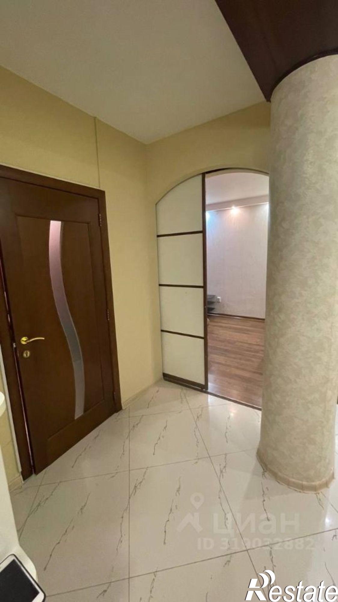 Купить квартиру за 15 100 000 рублей на Севастополь, улица Адмирала Юмашева, 27