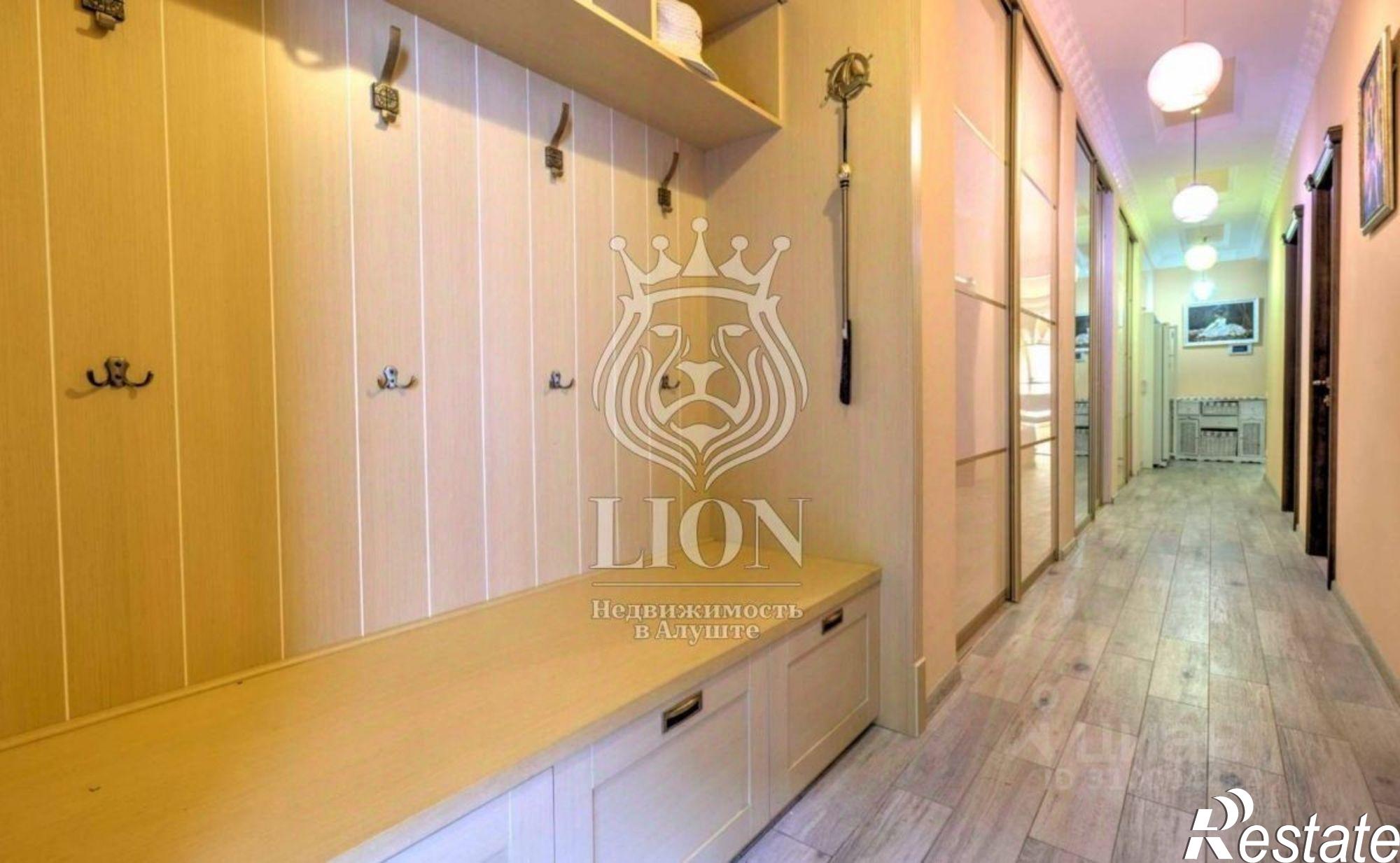 Купить квартиру за 22 000 000 рублей на улица Строителей, 3