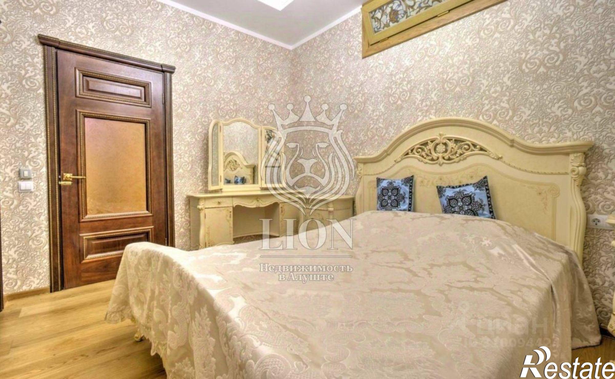 Купить квартиру за 22 000 000 рублей на улица Строителей, 3