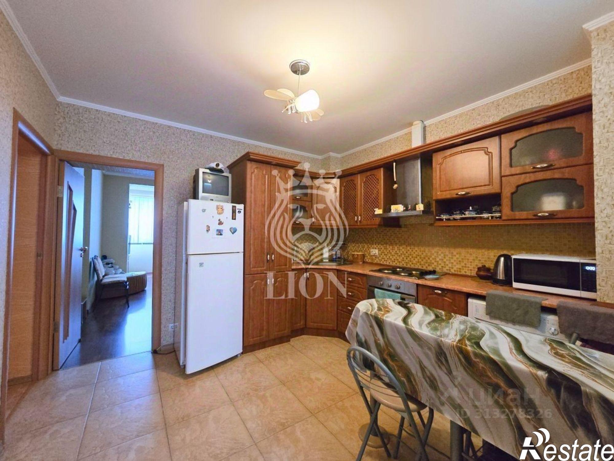 Купить квартиру за 10 268 000 рублей на Алушта, шоссе Судакское