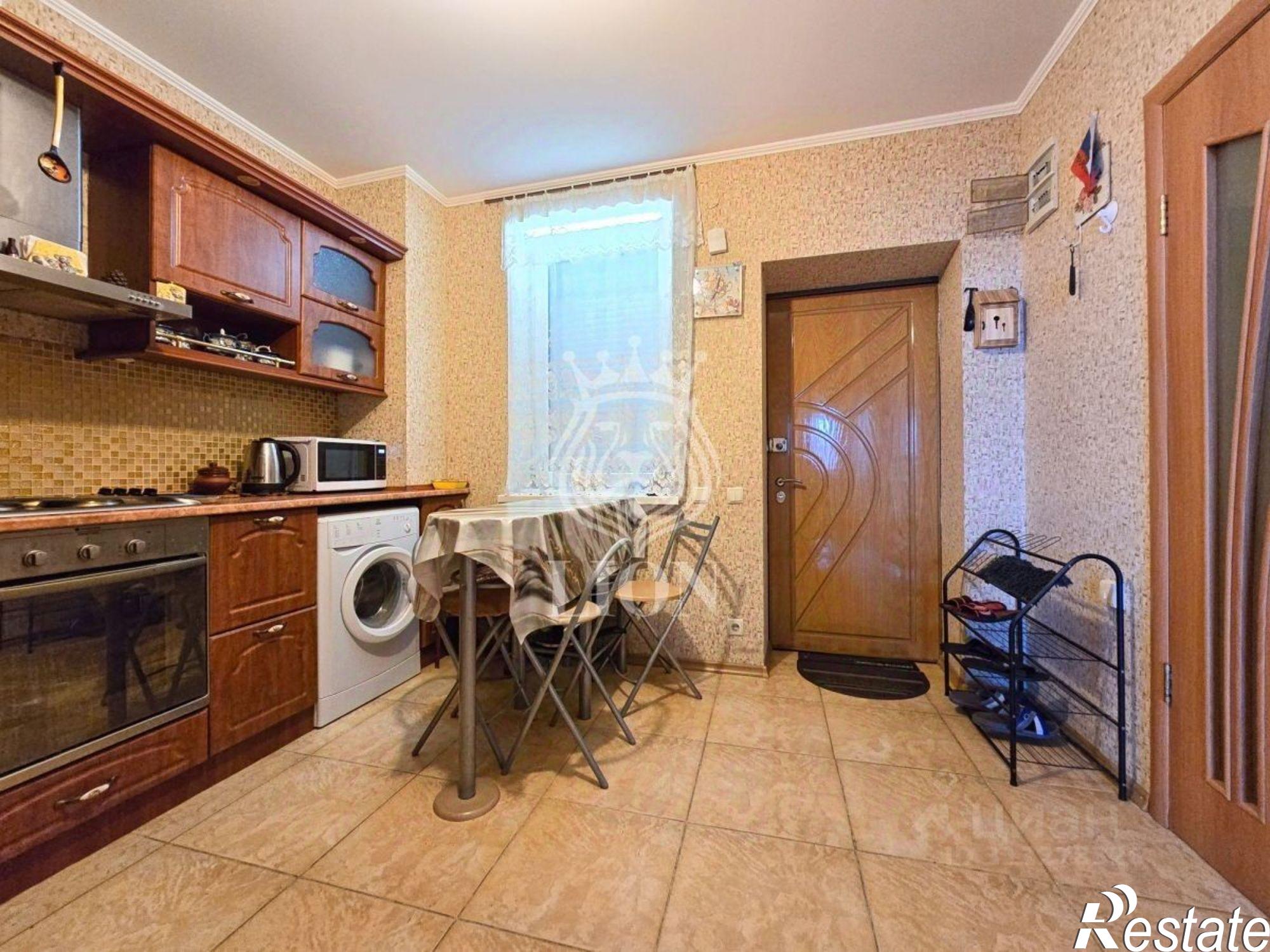 Купить квартиру за 10 268 000 рублей на Алушта, шоссе Судакское