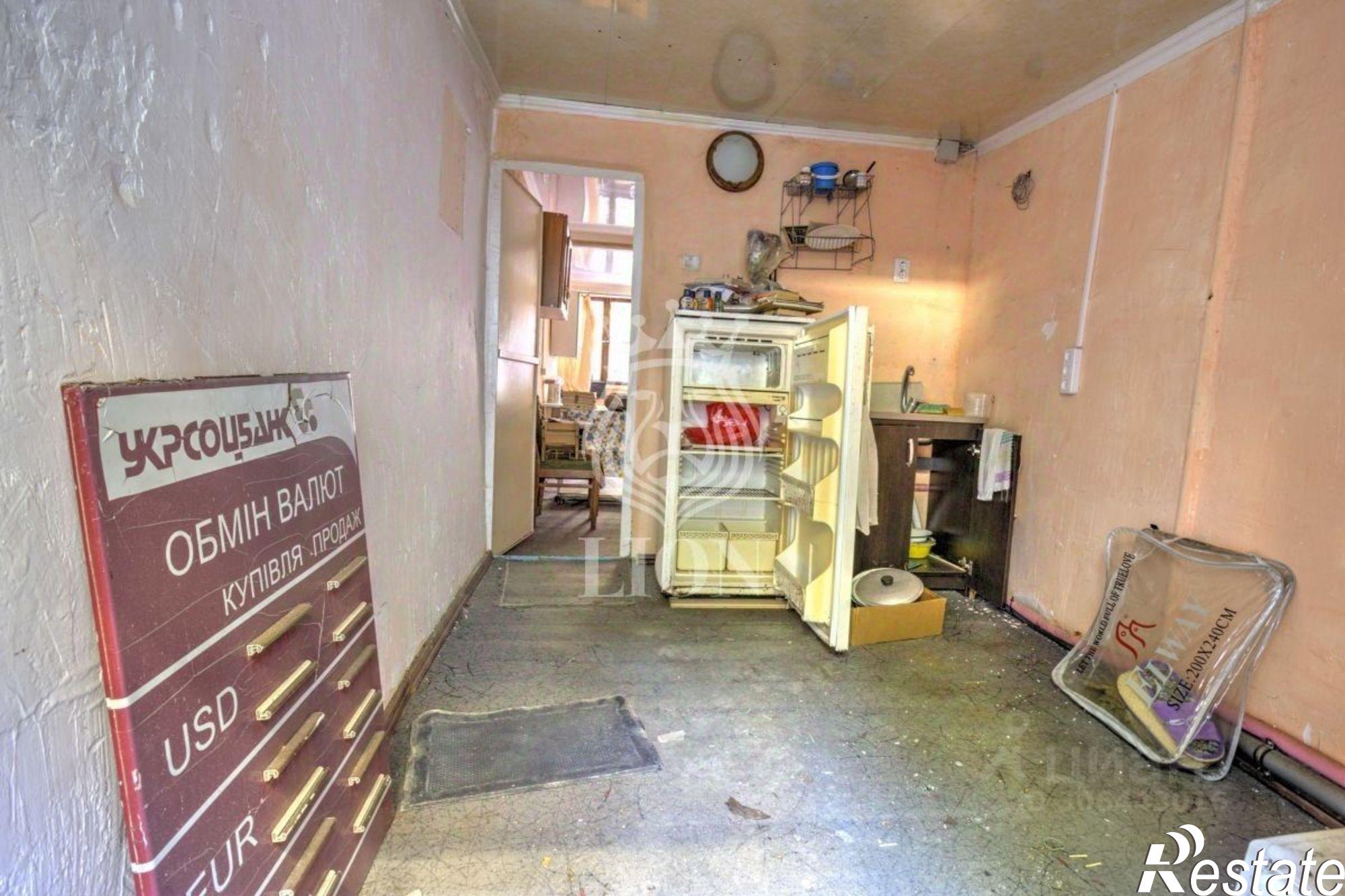 Купить гараж, место в паркинге за 3 500 010 рублей на Семидворье п, Солнечный пер