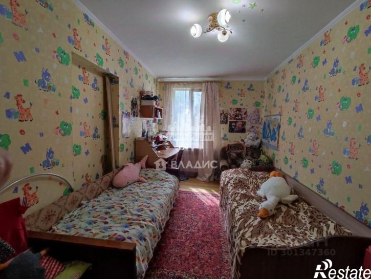 2-комн квартира Керчь, улица Мирошника, 16/17