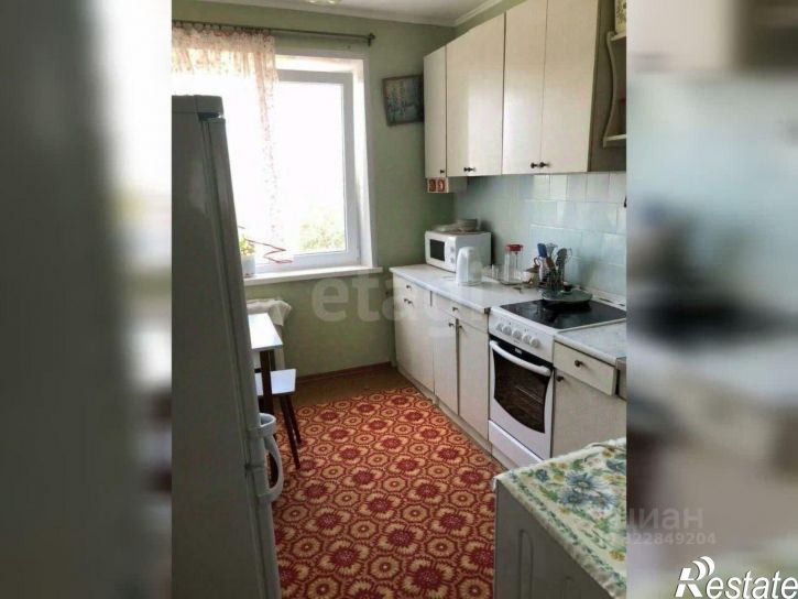 4-комн квартира 1-й микрорайон, 27,  д. 27