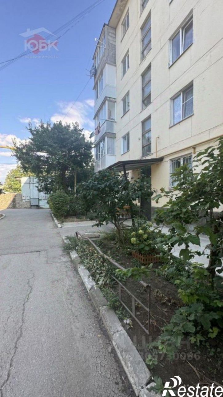 2-комн квартира улица Сырникова, 6,  д. 6