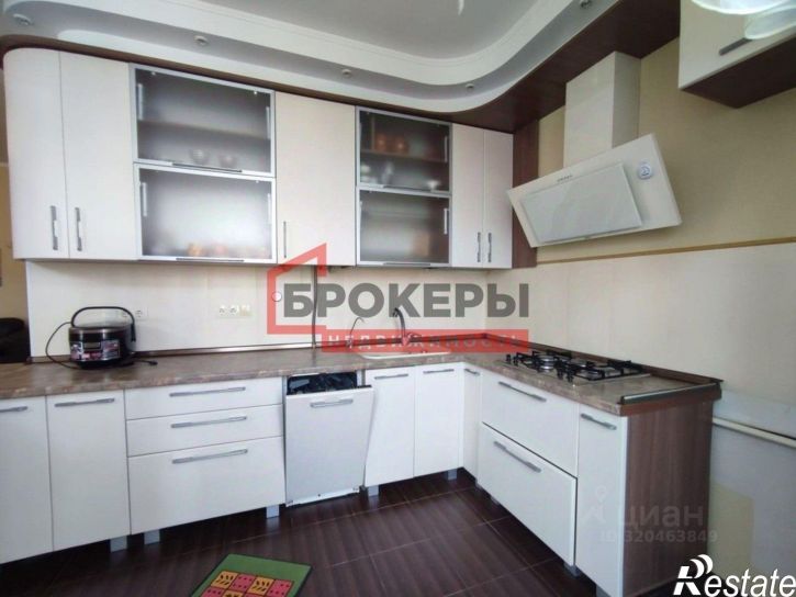 3-комн квартира Античный проспект, 8,  д. 8