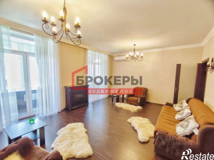 3-комн квартира Античный проспект, 8,  д. 8