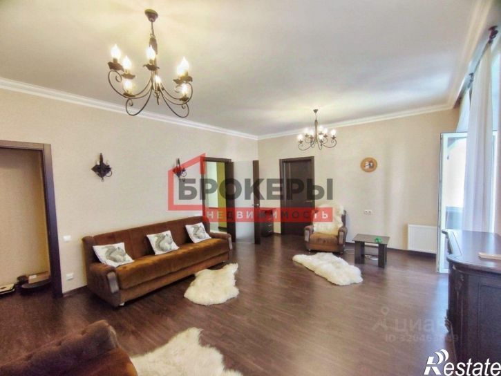 3-комн квартира Античный проспект, 8,  д. 8