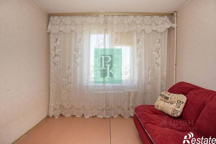 3-комн квартира пр-кт Октябрьской революции, 32,  д. 32