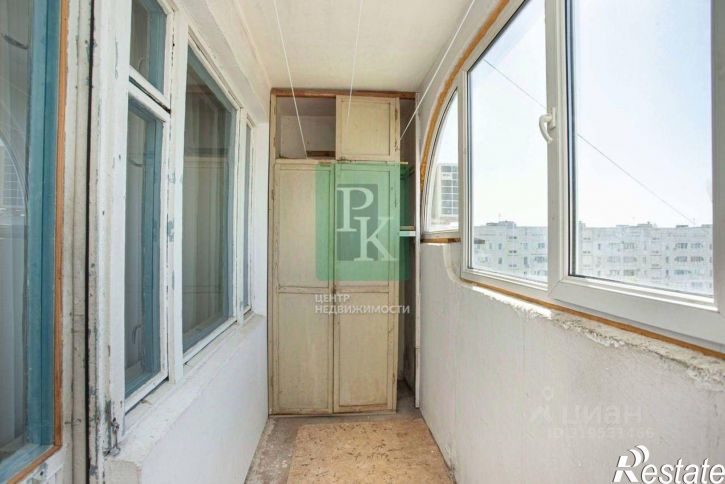 3-комн квартира пр-кт Октябрьской революции, 32,  д. 32