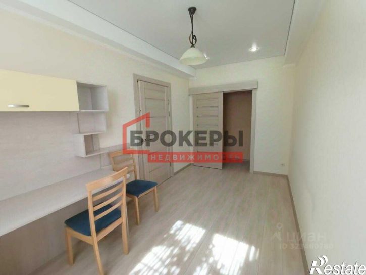 3-комн квартира улица Хрусталёва, 53,  д. 53