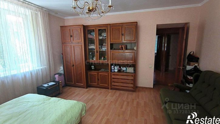 3-комн квартира улица Шмидта, 4,  д. 4