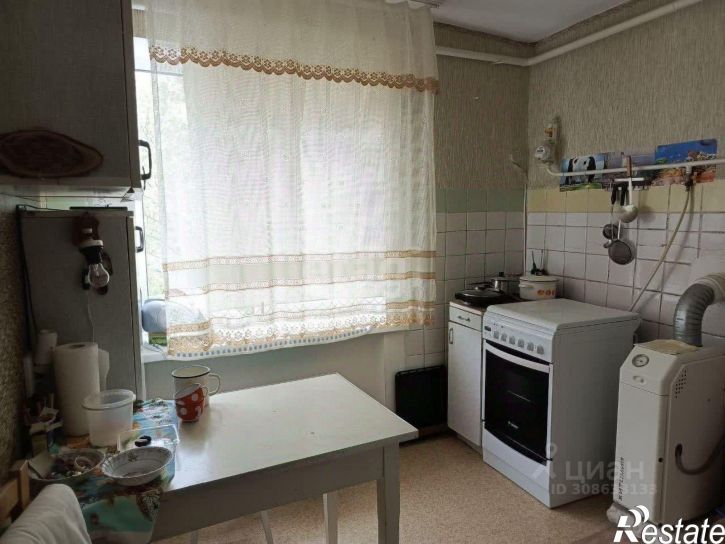 4-комн квартира проспект 60 лет СССР, 4,  д. 4