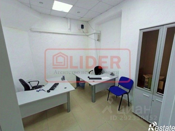 Торговое помещение Крым Респ, Севастополь, Большая Морская улица