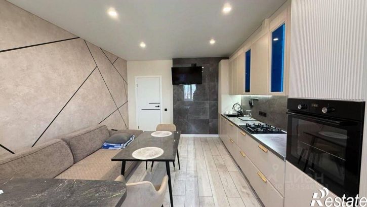 2-комн квартира Симферопольский район, с. Мирное