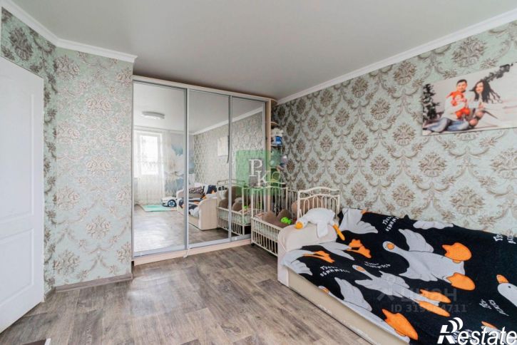 1-комн квартира 13, посёлок городского типа Молодёжное