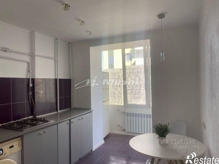 2-комн квартира Симферополь г., Туристов пер., д.8