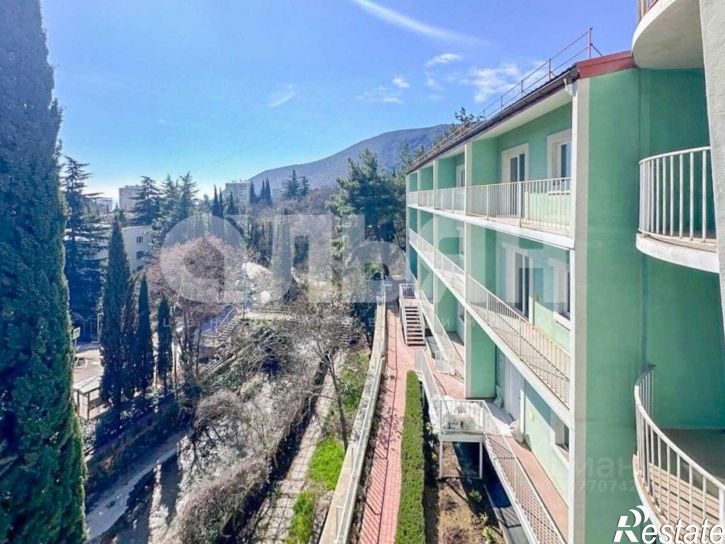 2-комн квартира пгт. Партенит, ул. Победы, д. 21