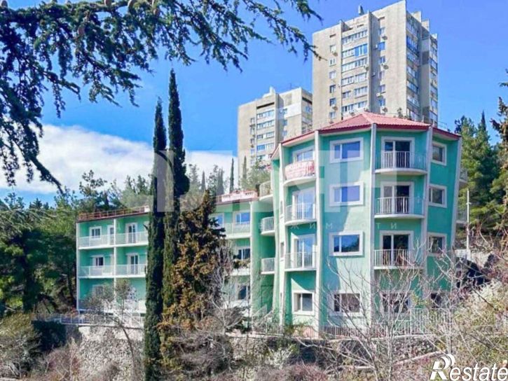 2-комн квартира пгт. Партенит, ул. Победы, д. 21