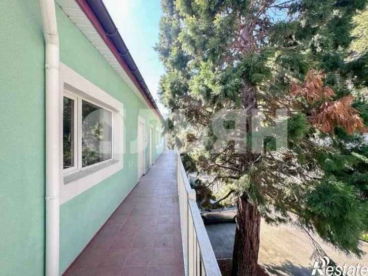 2-комн квартира пгт. Партенит, ул. Победы, д. 21